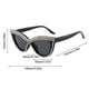 thumbnail image 3 of Gafas de sol con incrustaciones de moda para mujeres Floral Cat Eye Design Ballroom Ready Flat Lens European & Style, 3 of 7