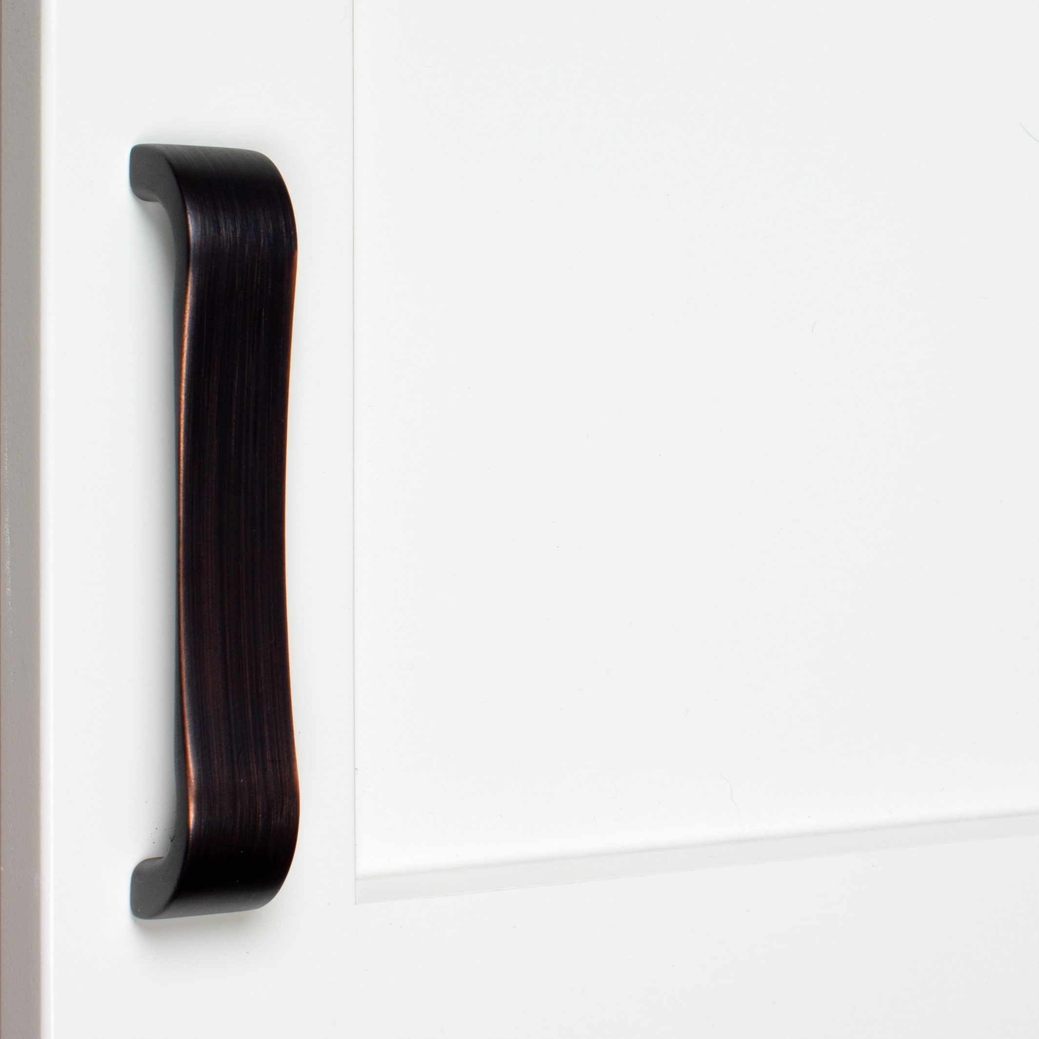 4-1/2 in. Center Smooth Curved Flat Cabinet Pull Handles, Oil Rubbed Bronze, Pack of 10 - image 3 of 3