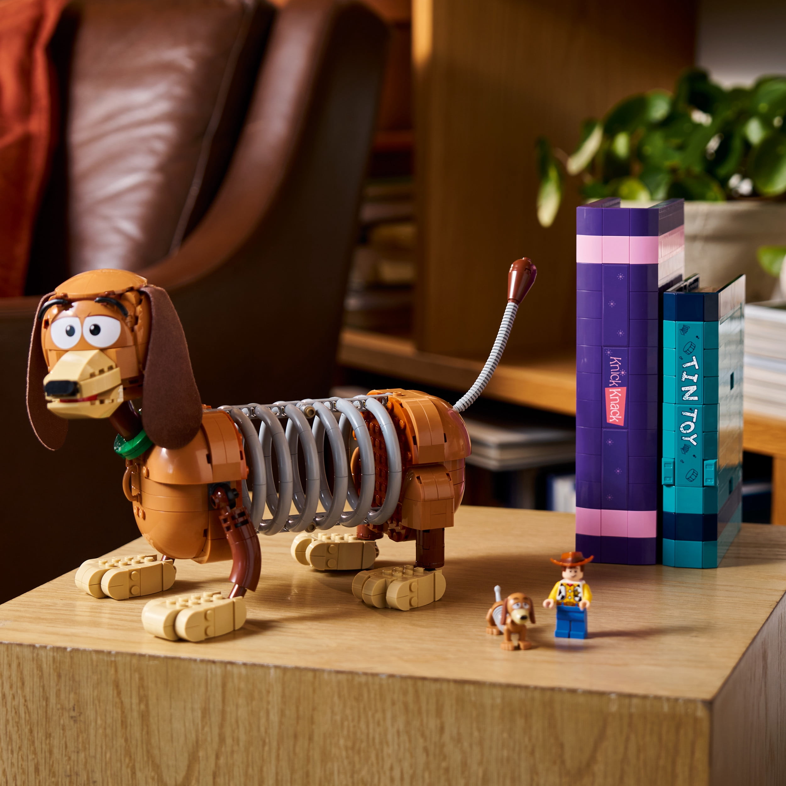 LEGO Disney et Pixar Les serre-livres de Slinky le chien d’Histoire de jouets 43301