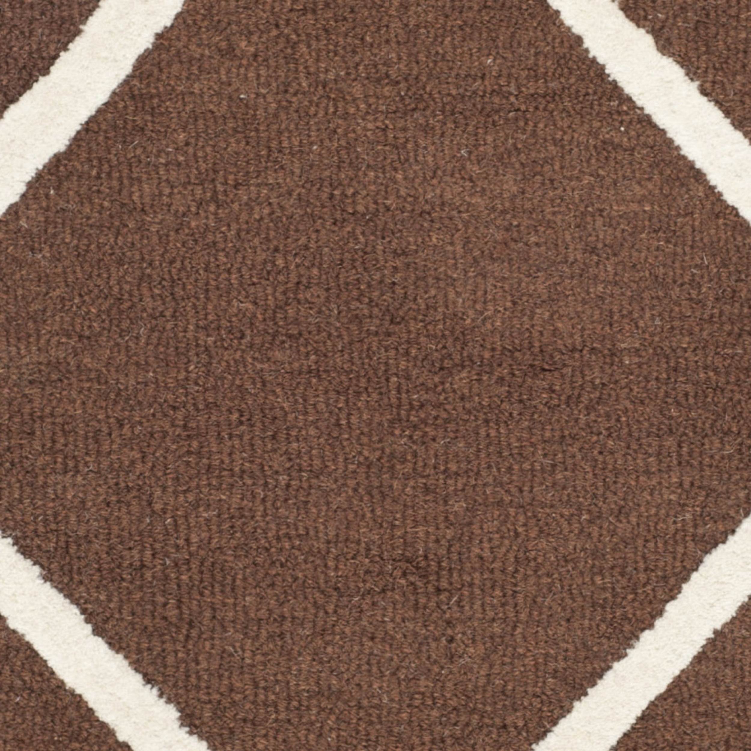 SAFAVIEH Cambridge Kennedy Geometric Diamonds Wool Area Rug, Dark Brown/Ivory, 2' x 3'
