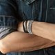 thumbnail image 4 of Pulsera para Hombre Pulsera De Doble Fila De Acero Inoxidable Pulsera Magnética Pulsera De Acero De Titanio De Moda Plateada, Accesorios De Hip Hop Apto para Alérgicos, Adecuado para Regalo De Pareja Sincero Electrónica, 4 of 5