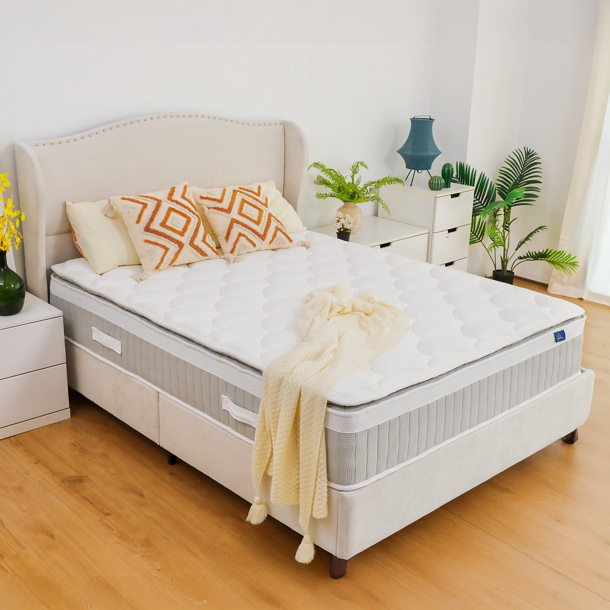 COFUNOK Queen Mattresses 12 Inch Hybrid Pillow Top Queen Size Mattress in a Box, Memory Foam and Pocket Coil Innerspring Mattresses, Cooling & Silent Sleep, Pressure Relief, Medium Feel