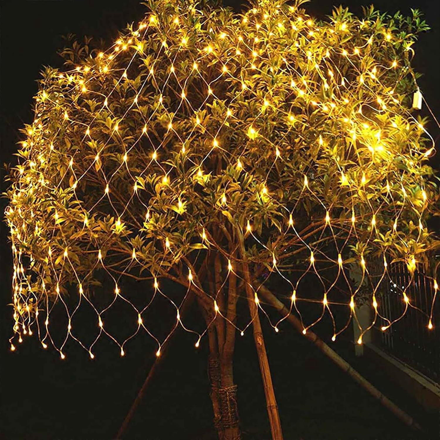 LED Christmas Net Lights Battery Operated 2x3M 192LED Waterproof Mesh Light 8 Modes Christmas Lights for Indoor Outdoor Xmas Party Yard Garden Decor (Warm White)
