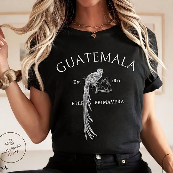 Retro Guatemala Quetzal Bird Heritage T-Shirt Vintage Eterna Primavera Graphic Tee Casual Short Sleeve Apparel for Adults