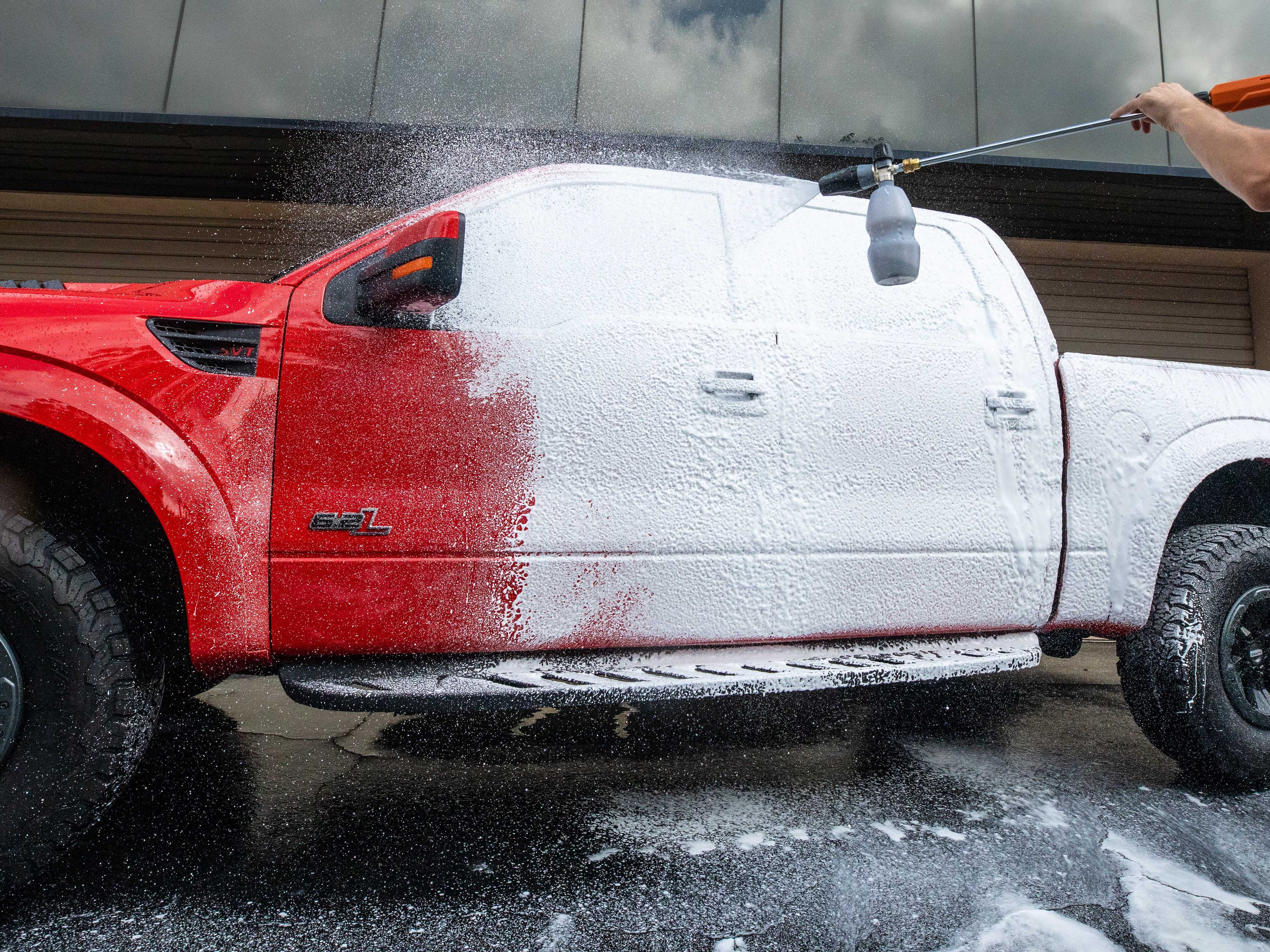 Meguiar's Ultimate Snow Foam Shampoo for Auto Detailing and Car Washing, 32 oz
