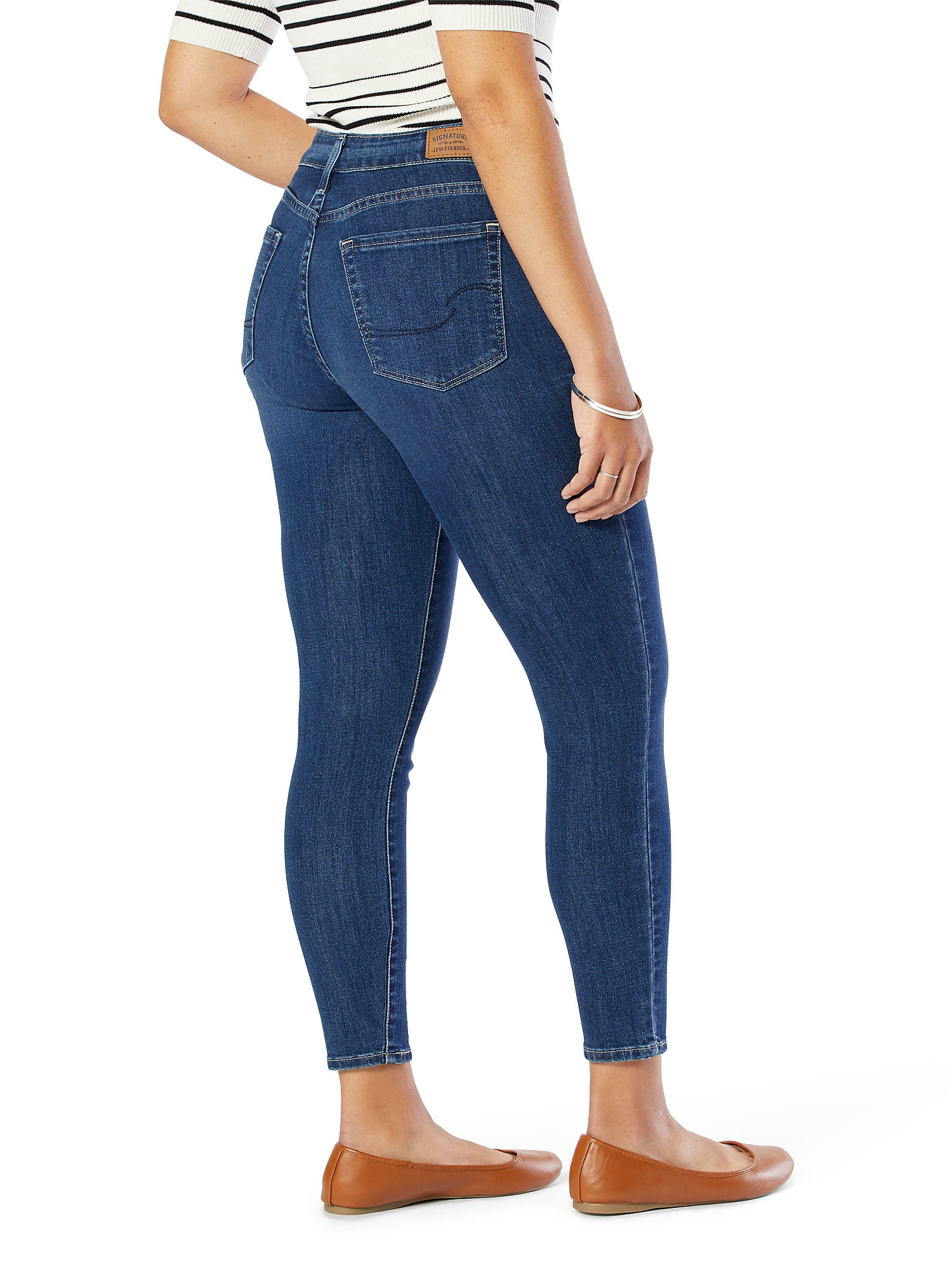 Signature by Levi Strauss & Co. Women's Mid Rise Skinny Cropped Jeans -  