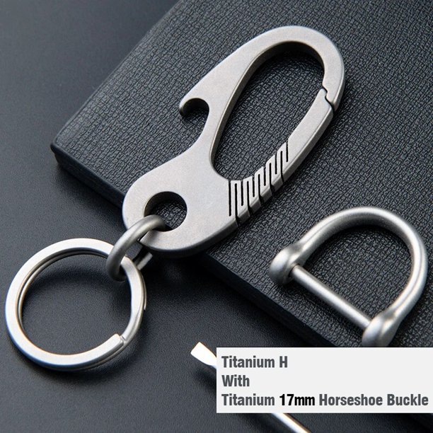 LLavero de titanio Real de alta calidad para hombre, llavero de lujo con letras personalizadas, accesorios de soporte para llaveros de coche EDC ligeros