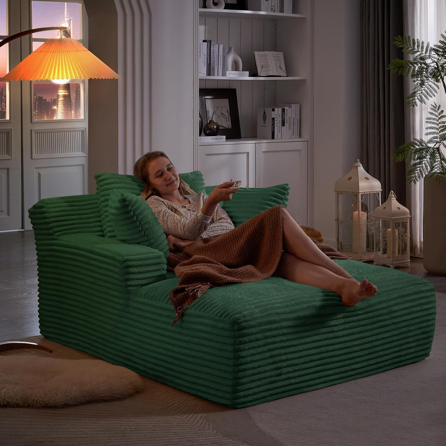 AENKYO 50" Chaise Lounge Sofa Bed with 3 Pillows, Convertible Sleeper Couch for Living Room, Bedroom & Small Spaces - Corduroy Upholstered Deep Seat Comfy Furniture - Green