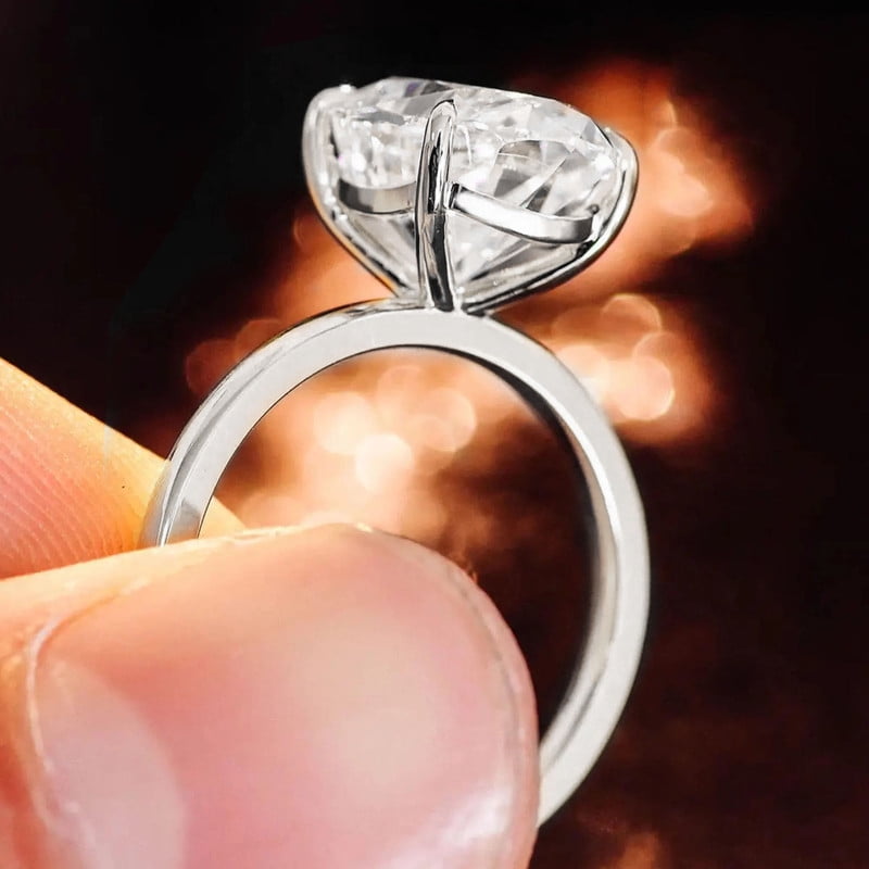 solitaire jewels 3.75CT Oval Moissanite Solitaire Engagement Ring For Women, 10K White Gold
