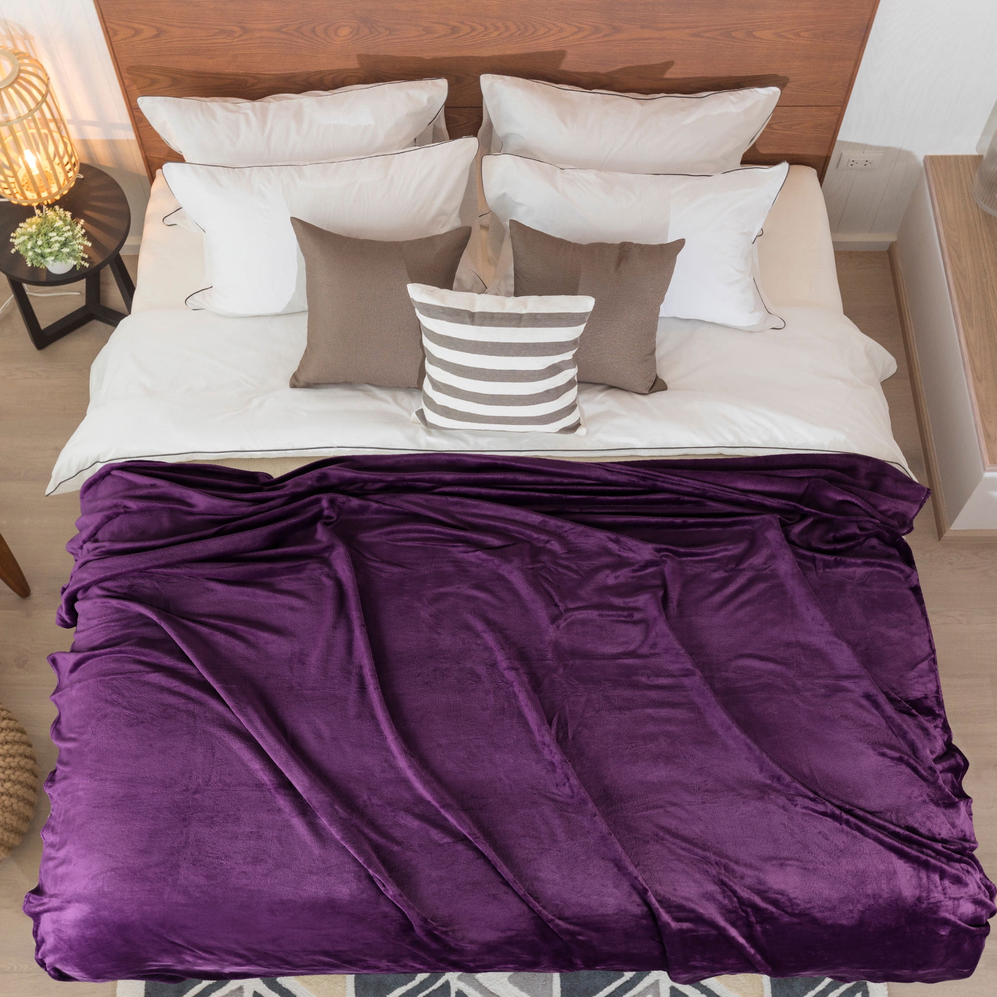REGALWOVEN 1 Pcs Home Warm Soft Microplush Fleece Solid Throw Blanket Dark Purple 78" x 90"