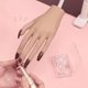 thumbnail image 5 of Mano de práctica para uñas acrílicas: las puntas de las uñas mejoradas nunca se caen, los dedos nunca se rompen, mano de entrenamiento de uñas móviles flexibles, ideal para practicar N, 5 of 5