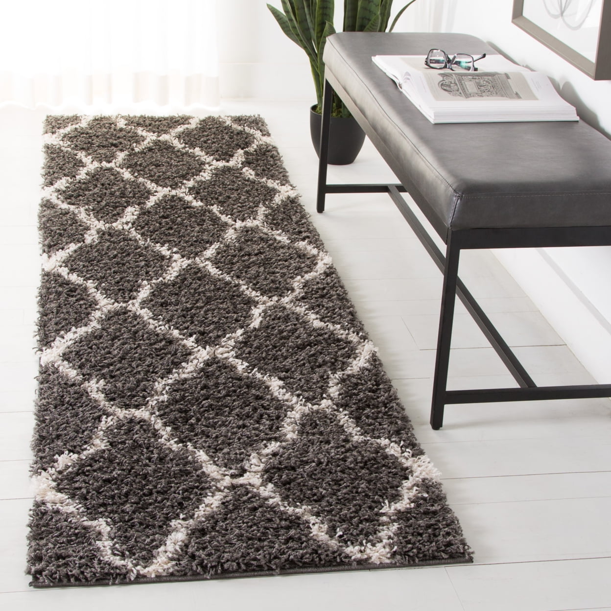 SAFAVIEH Dallas Shag SGDS257A Dark Grey/Ivory Rug