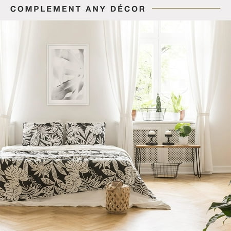 MCS Foundation 16x24 Poster Frame Traditional Brass, Vertical & Horizontal Wall Hanging Large Picture Frame for Photos, Posters & Art Prints (1-Pack)