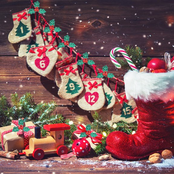 100pcs Christmas Leaves Decorations for Holiday Party Craft Cloth Applique Embellishments