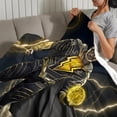 thumbnail image 3 of Black Adam anti-pilling, suave, ligera, esponjosa y acogedora de lujo para hogar y cocina – Perfecta para niños y adultos,80X100cm, 3 of 6