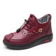 thumbnail image 4 of Botas de algodón con forro polar de invierno para mujer de Beijing antiguo, botas de nieve impermeables de cuero con fondo suave y antideslizante para mujeres de mediana edad y mayores, 4 of 4