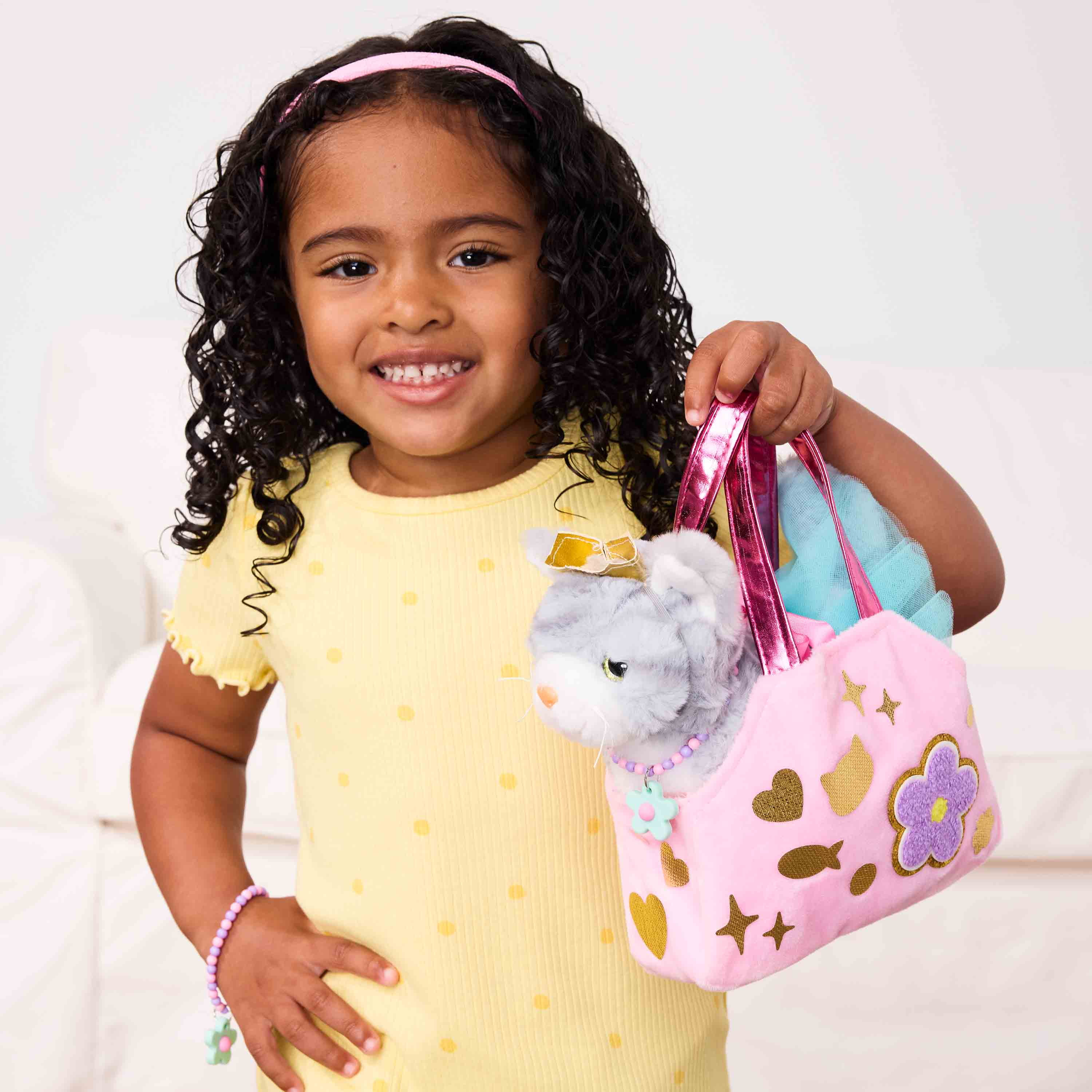 Creativity for Kids Cuddly Kitten Kit | Plush Pet, Purse & Jewelry Craft for Screen-Free Play (Ages 4+)