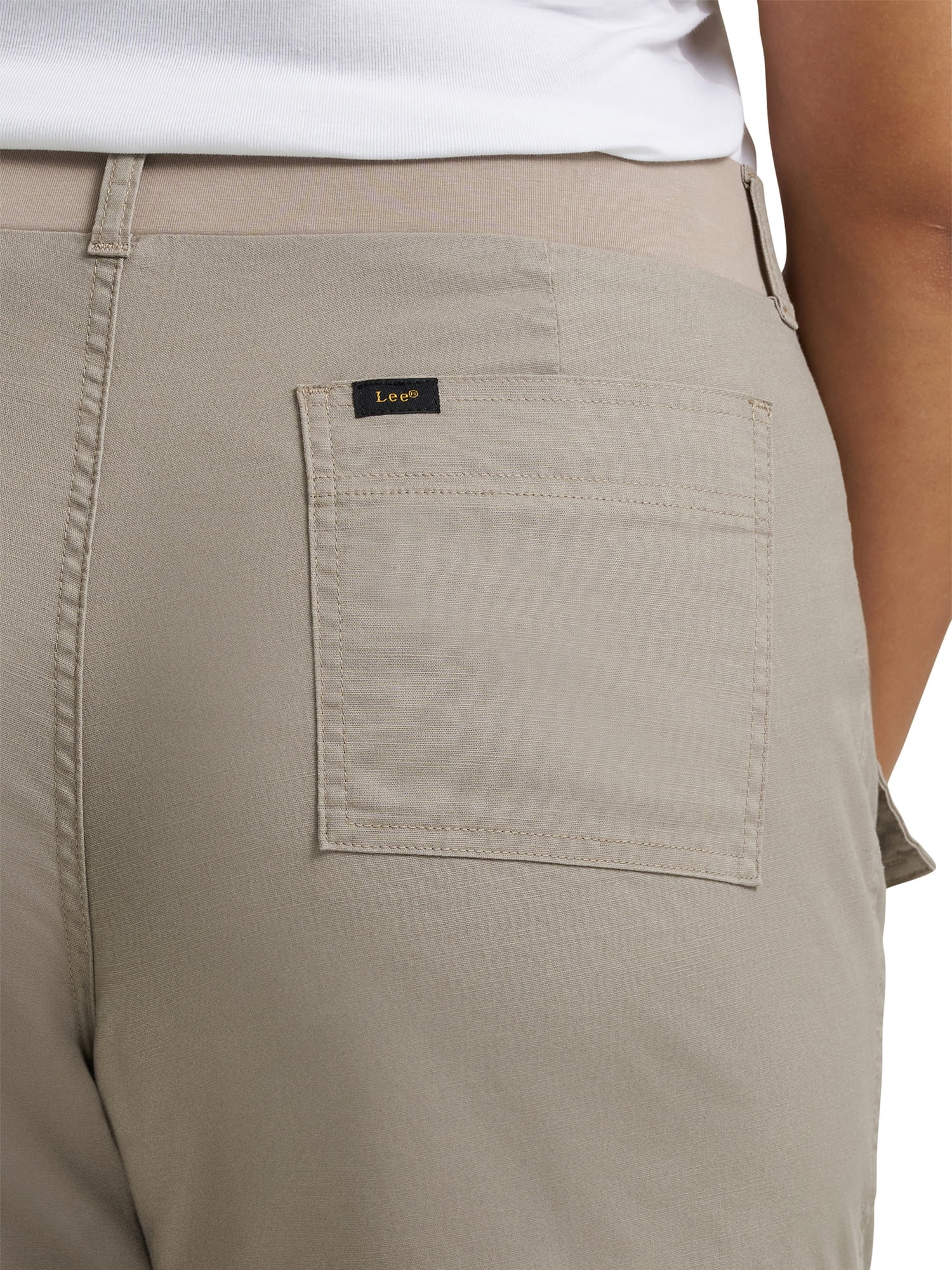 Lee® Women's and Plus 5" Cargo Short