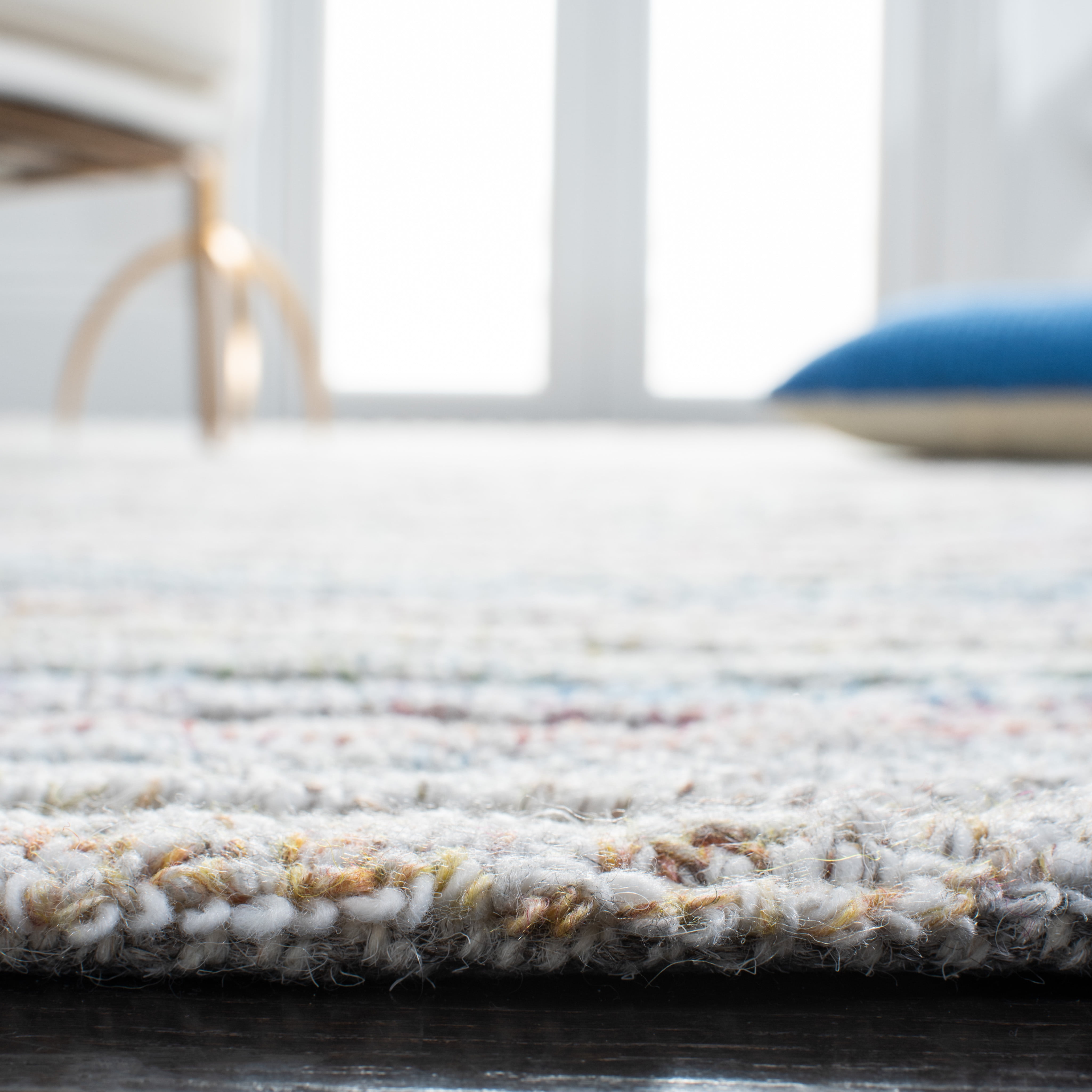 SAFAVIEH Southampton Landen Abstract Area Rug, Pink/Blue, 6' x 6' Square