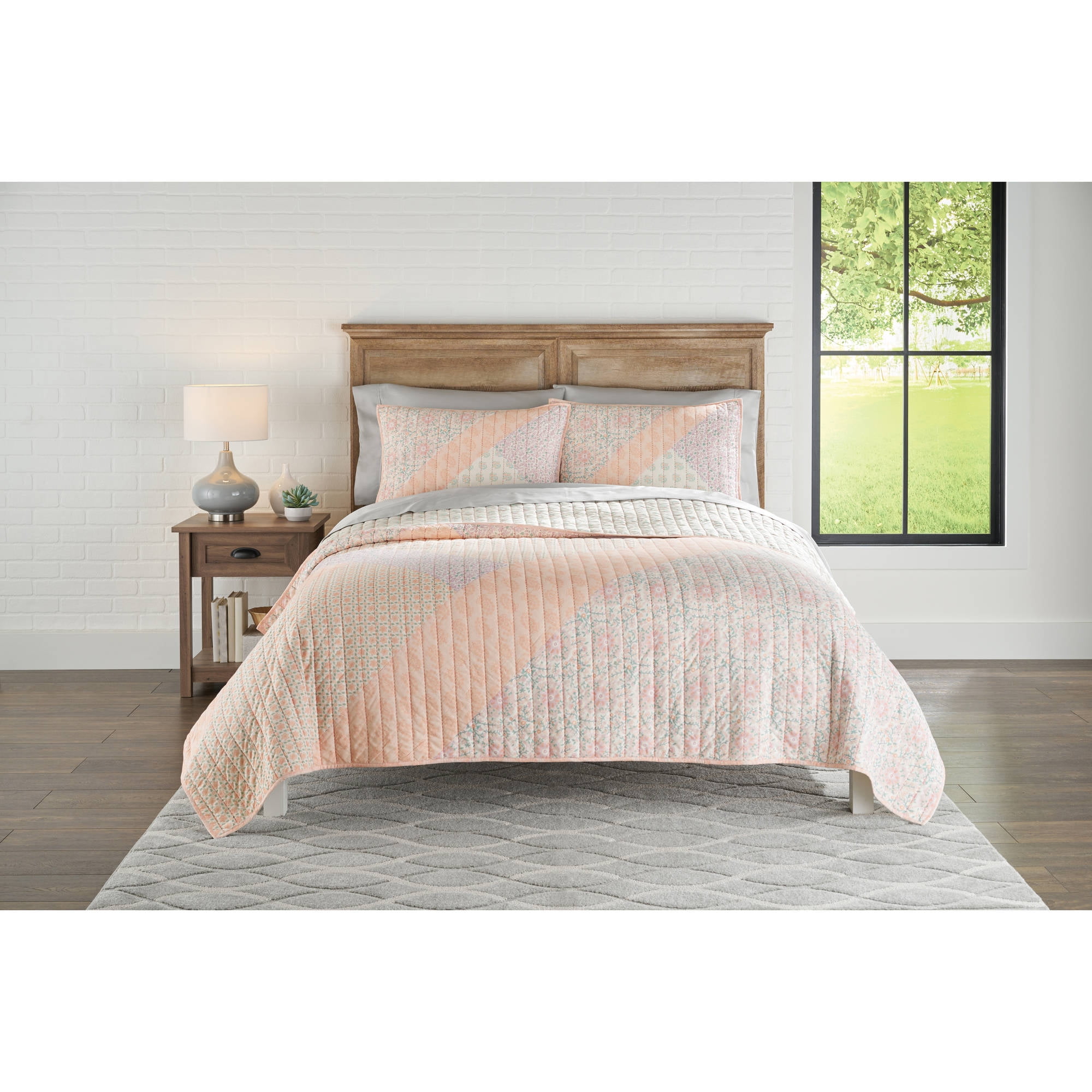 Queen  size machine pieced and quilted Patchwork quilt #NJ-77-9-7A-4a 