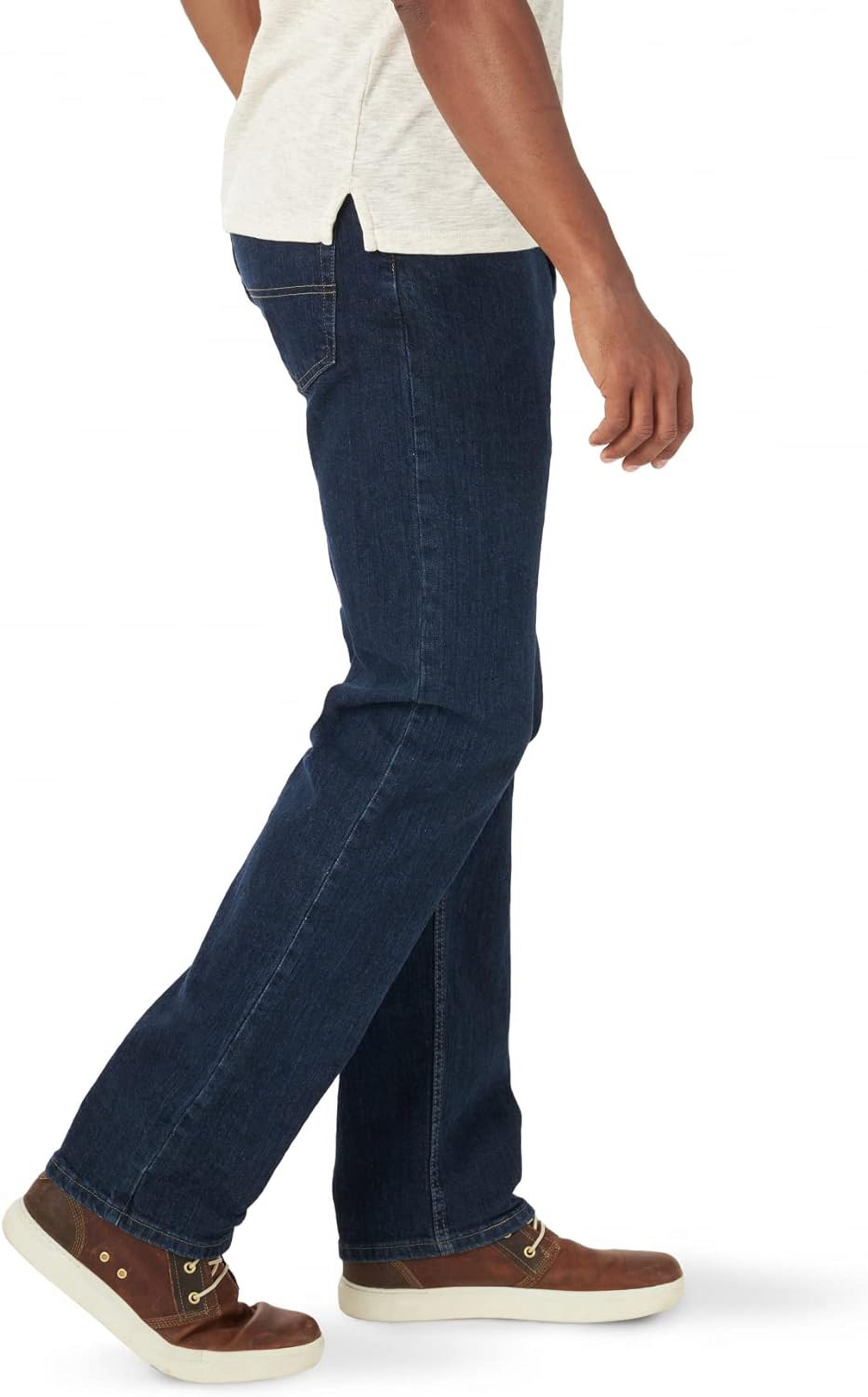 Wrangler Authentics Men's Regular Fit Comfort Flex Waist Jean