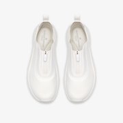 Clarks Cloudsteppers Womens Solevana Bay Sneakers