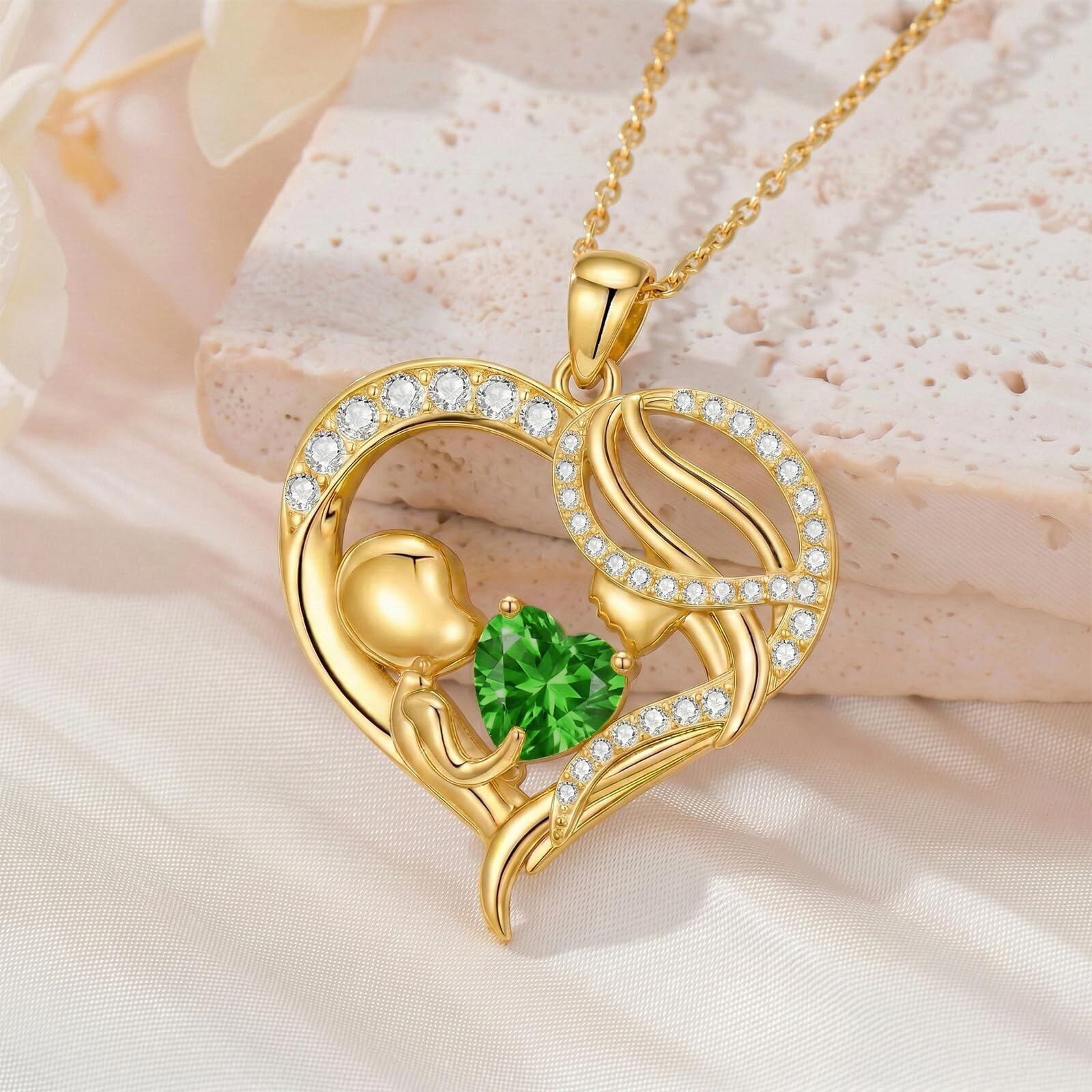Taioiat Mom Necklace Heart May Birthstone Gold Mama Pendant Necklace Mother's Day Jewelry Gifts for Mom Grandmother Wife