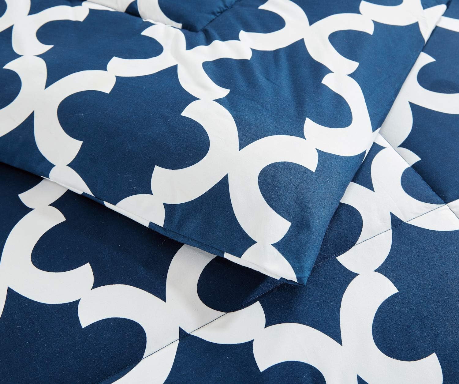 Comforter with 1 Pillow Sham Goose Down Alternative Ultra Soft Microfiber Navy Color Twin Size