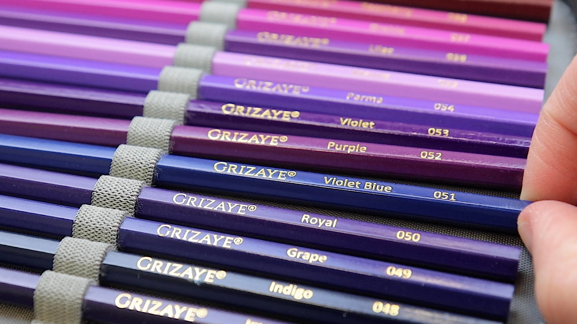 Grizaye 72pc Velvet-Touch Premium Colored Pencils