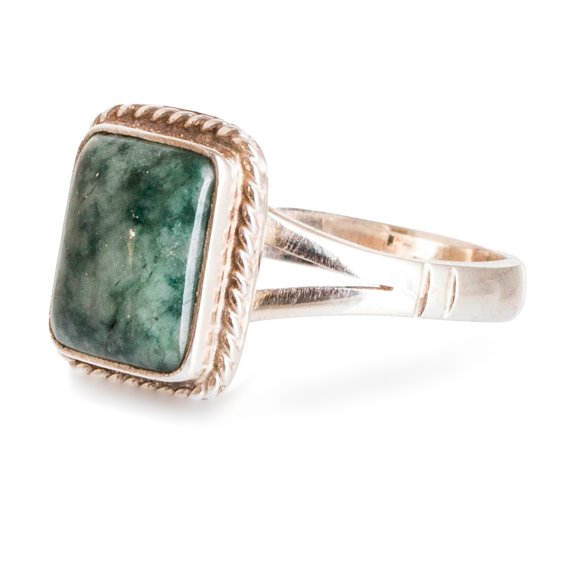 NOVICA Jade cocktail ring, 'Life Divine'