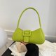 thumbnail image 4 of Bolso pequeño de moda, bolso de hombro minimalista, bolso cruzado simple, nuevo modelo de verano 2025, bolso de axila casual para el transporte diario., 4 of 10