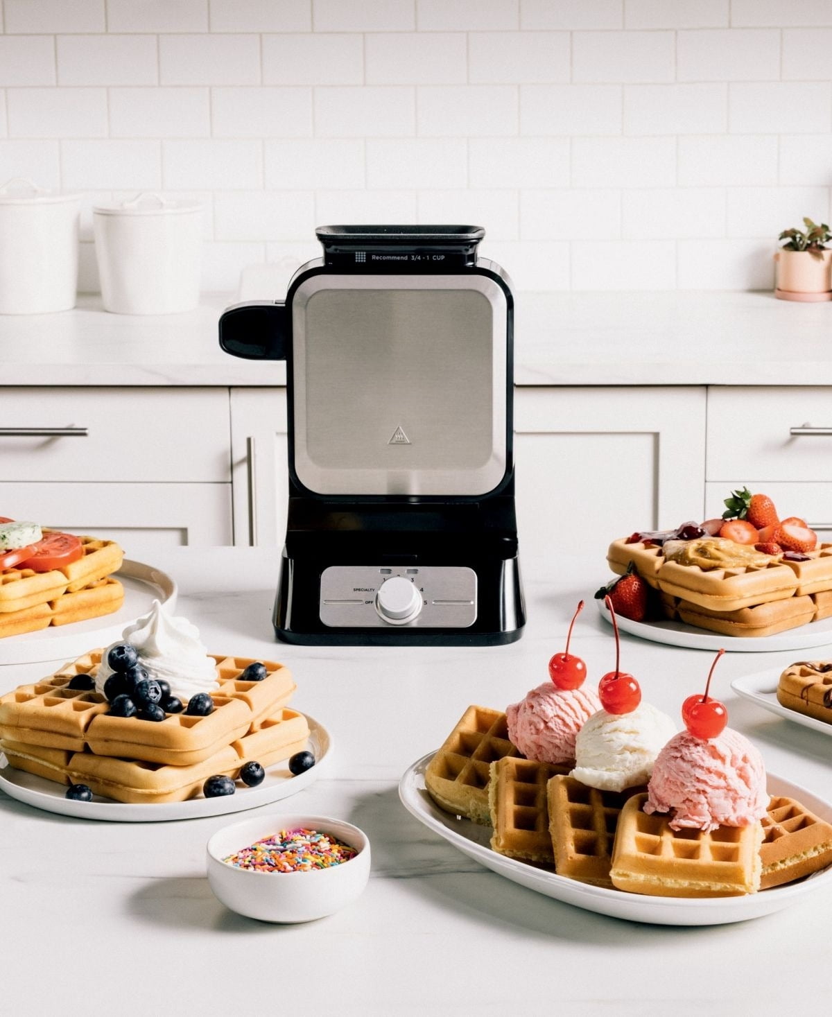 Belgian Waffle Maker PRO NeverStick