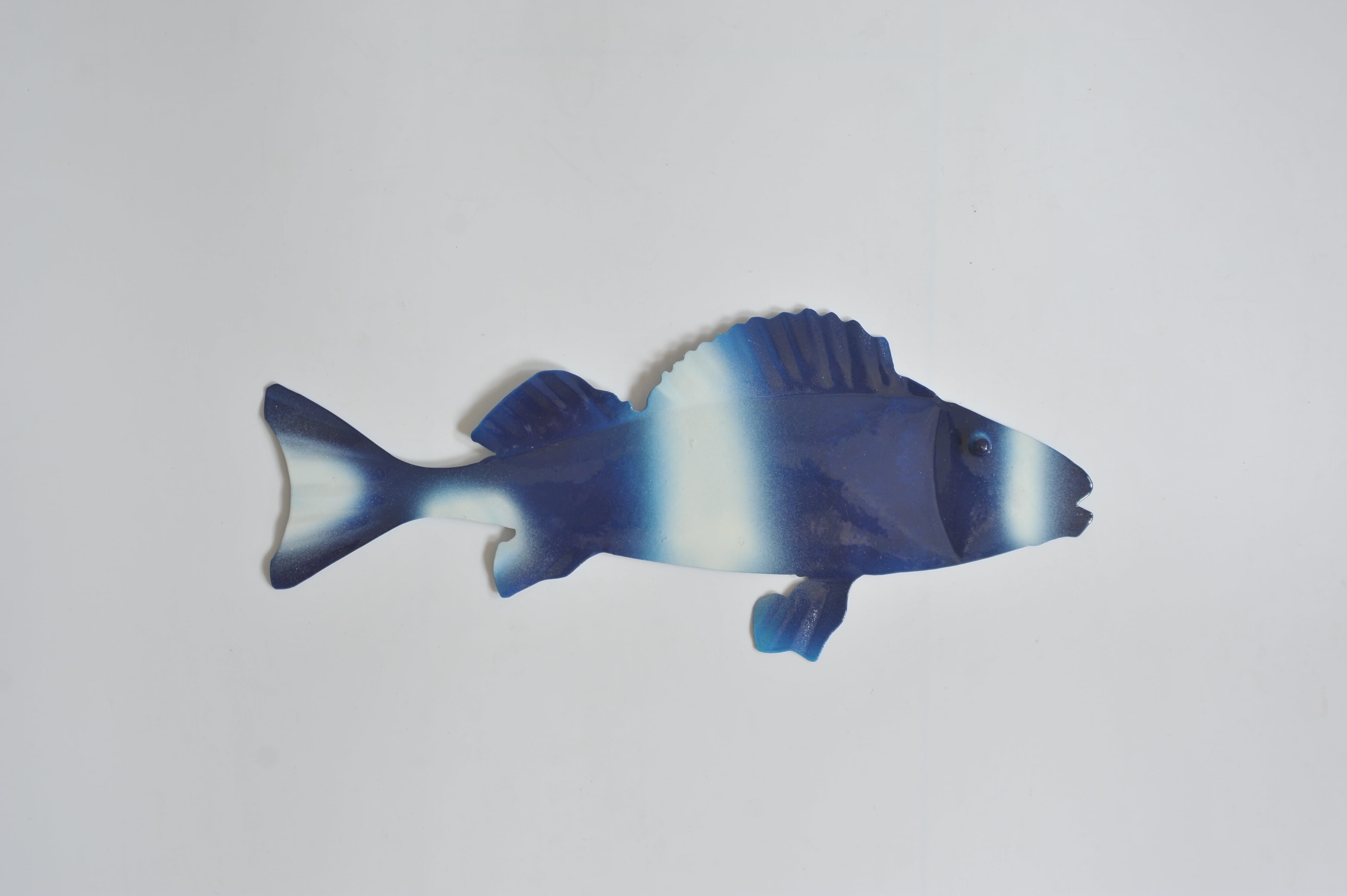 Americanflat Three Metal Fish Wall Decor Set - 3 X 9.5" Fish as Outdoor Metal Wall Art Decroations - Modern Style Wall Hanging Decor for Patio, Garden - Metal Indoor Wall Art