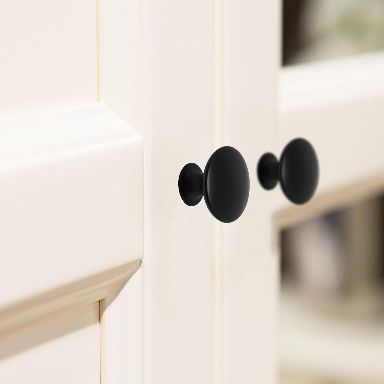 8 Pack Antique Brass Cabinet Knobs, Round Dresser Knobs Kitchen Drawer Knob, Single Hole Cupboard Door Knob Dresser Drawer Pulls Handles