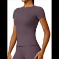 thumbnail image 2 of Camiseta Básica de Verano para Mujer, Corta, Cuello Redondo, Corte Ajustado, Top Corto Púrpura S, 2 of 10