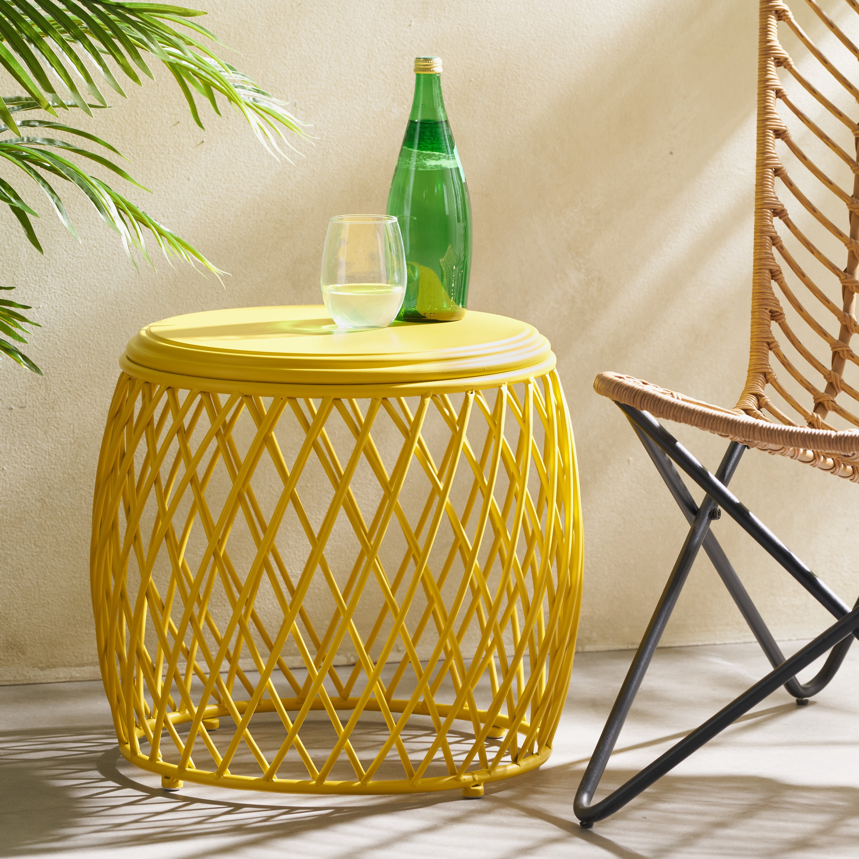 Outdoor Lattice Pattern Iron Side Table 19.75 Inch, Retro Decor Table for Patio Garden, Yellow