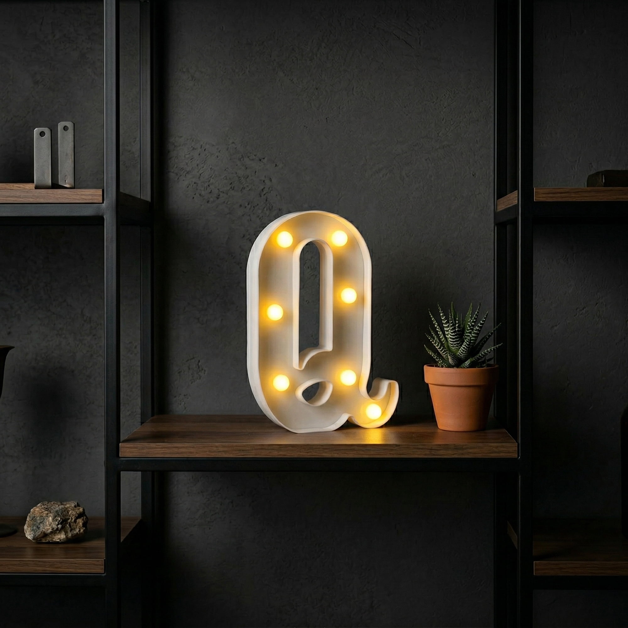 Unique Bargains Marquee Letters With Lights LED Light Up Signs Letter Q 5.5"L x 1.3"W x 8.1"H