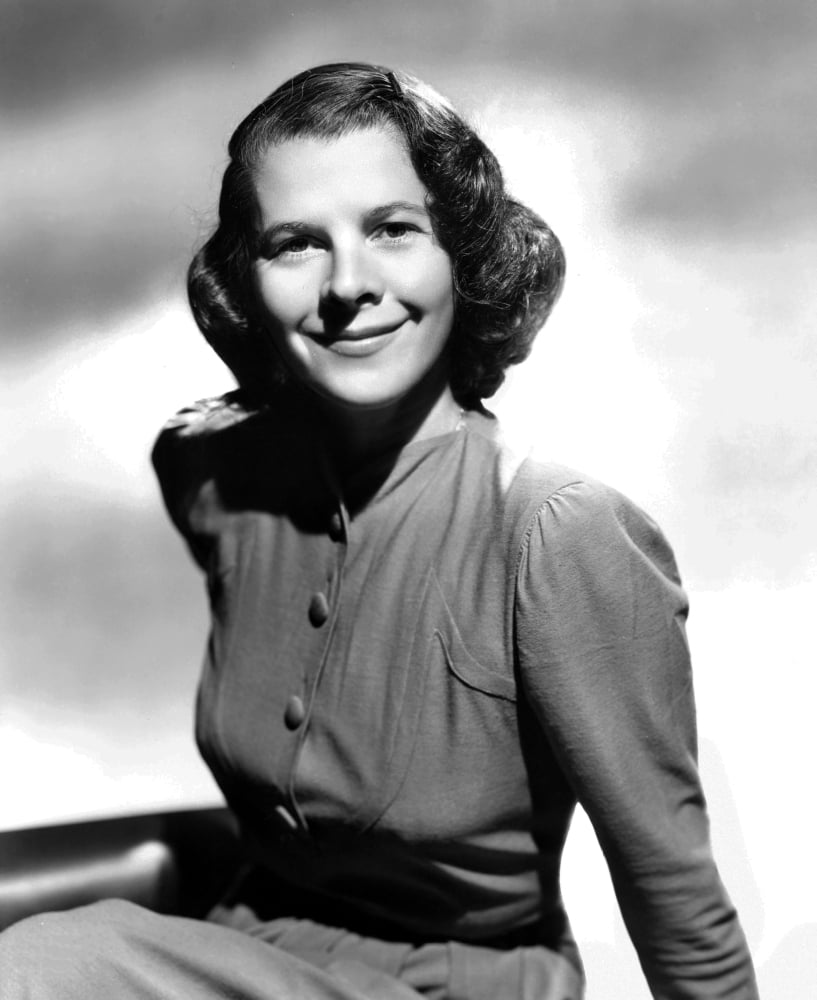 edge darkness ruth gordon 1943 photo print 8 x 10 walmart com edge darkness ruth gordon 1943 photo print 8 x 10 walmart com
