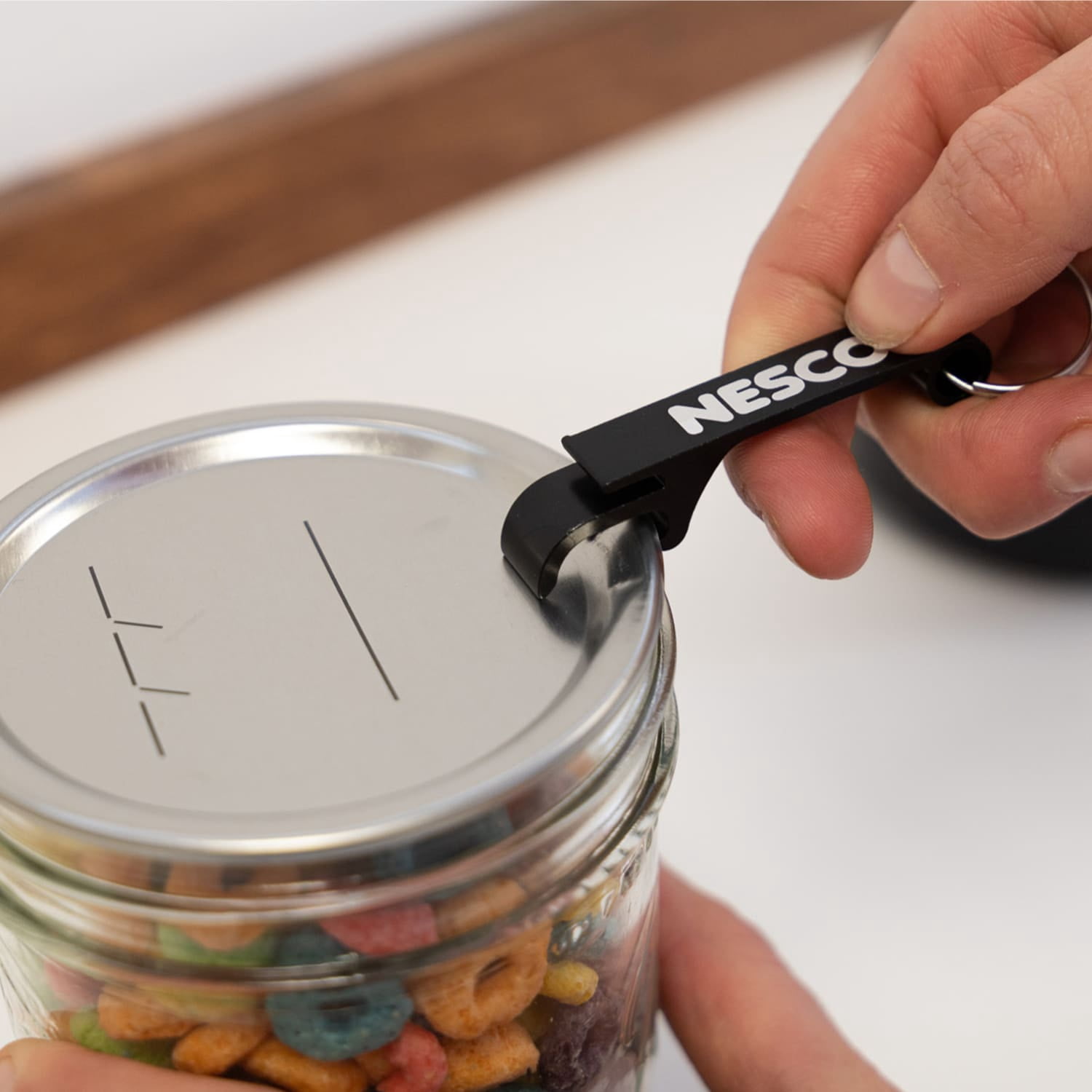 NESCO Electric Mason Jar Vacuum Sealer with 10 Assorted Lids, Type-C Charging Cable, and Bottle or Jar Opener