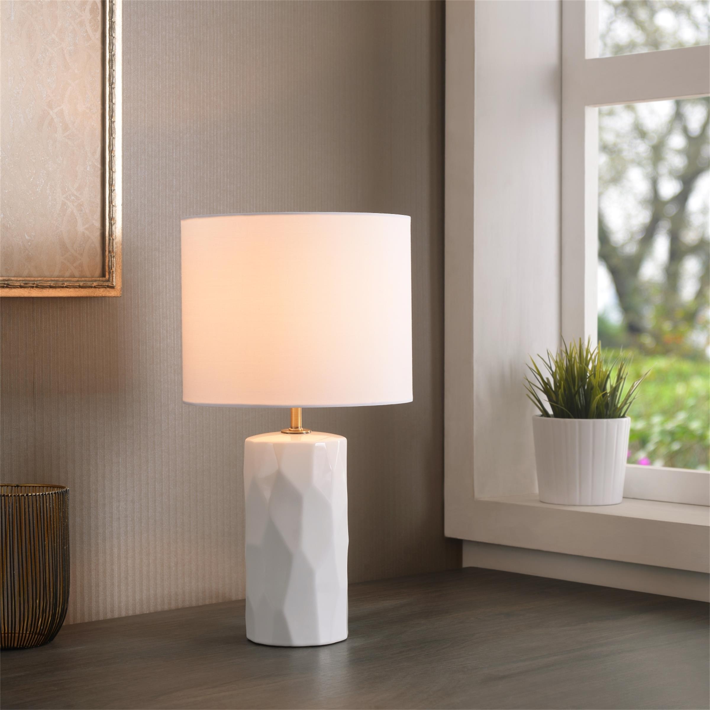 Mainstays White Ceramic Table Lamp, 17"H - image 3 of 6