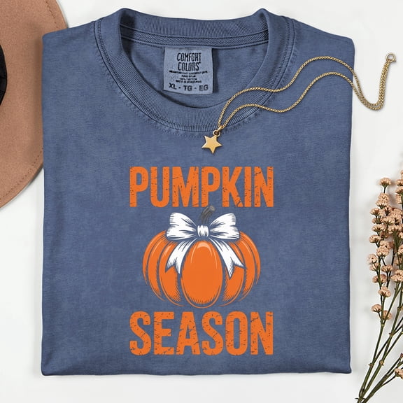 Pumpkin Season , Retro Halloween Leopard Preppy Pumpkin Bow, Halloween Shirt, Trendy Fall Pumpkins Spooky Season T-shirt