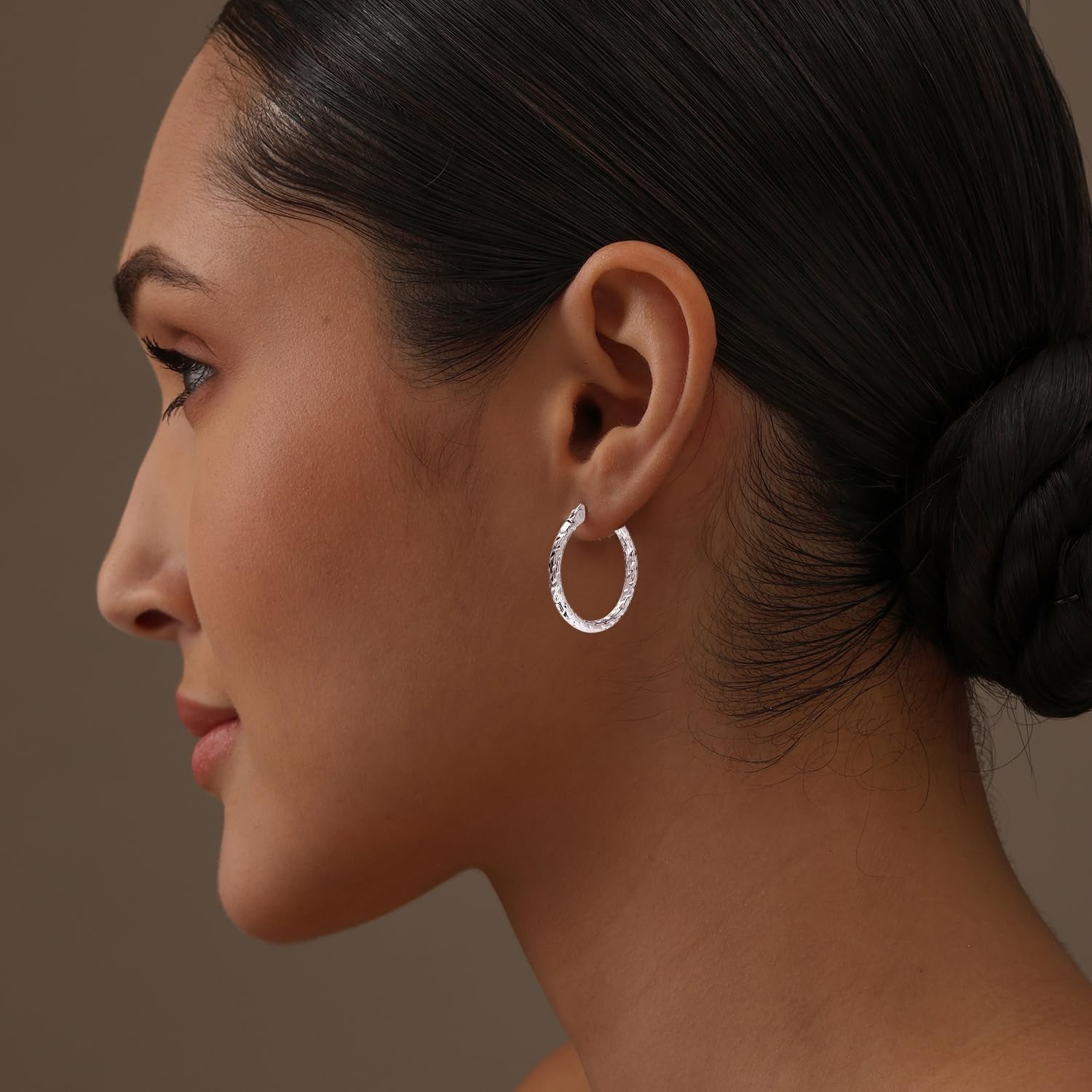 LeCalla 925 Sterling Silver Texture Hoop Earrings for Women | Small Diamond-Cut Twisted Hoop Earring | Womens Click-Top Earring Hoops 25MM