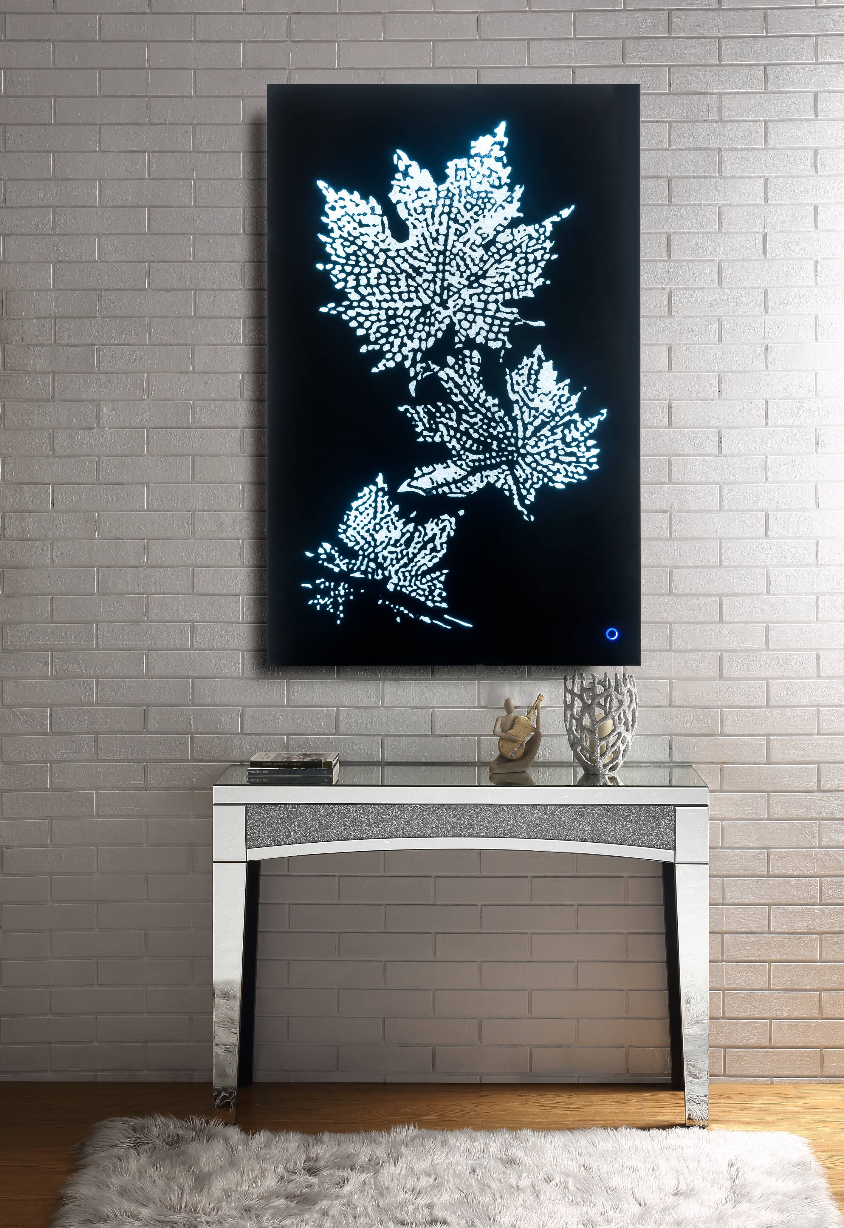 wallpaper mirrored wall on Hadrias Wall Art With Led In Mirrored Faux Diamonds Walmart Com Walmart Com