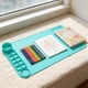 thumbnail image 4 of Tapete de Silicona para Pintar con Vaso para Niños: Antiderrame, Fácil de Limpiar, Tapete Impermeable para Manualidades, Ideal para Dibujar, Pintar y Realizar Proyectos Artísticos., 4 of 7
