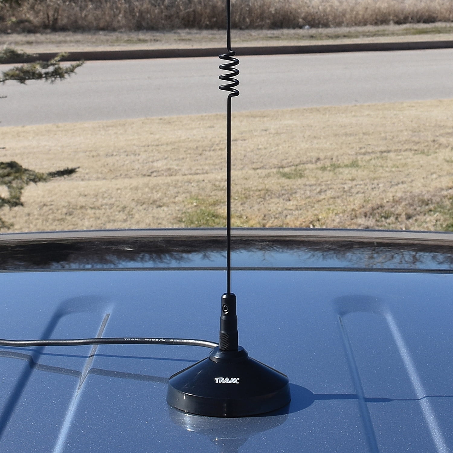 Tram Amateur Dual-Band Magnet Antenna with BNC-Male Connector
