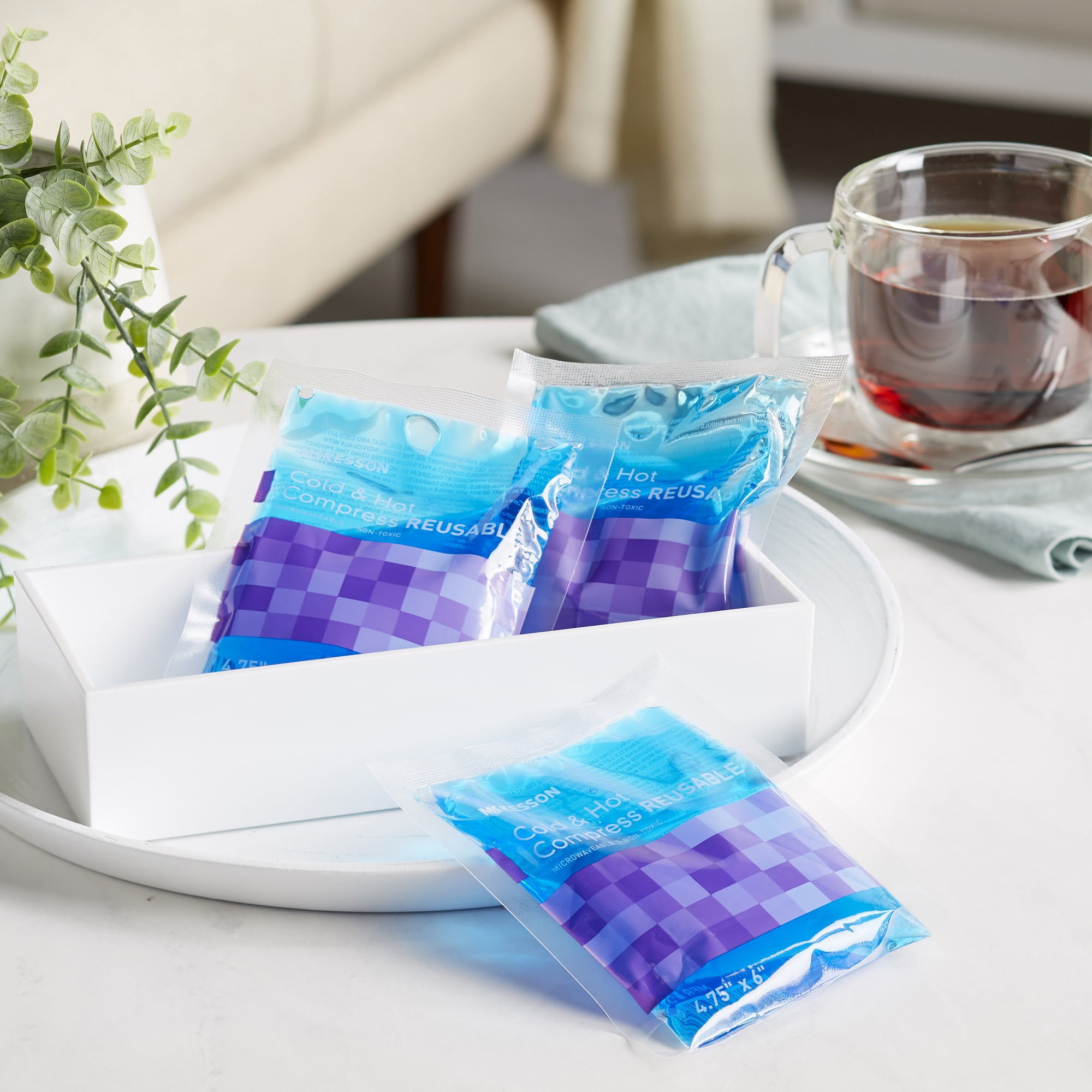 McKesson Hot and Cold Pack, Reusable Gel Compress for Injury, 4 3/4 in x 6 in, 1 Count, 24 Packs, 24 Total