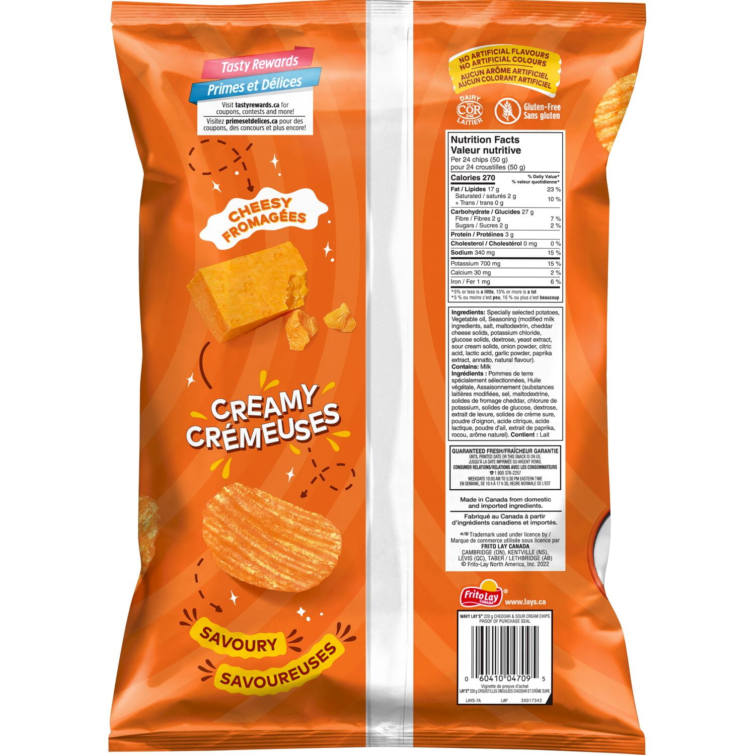 Wavy Lay's Cheddar & Sour Cream flavoured potato chips