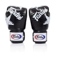 thumbnail image 4 of Guantes de boxeo Fairtex BGV1 para entrenamiento de muay thai, 14 oz, negros, 4 of 5