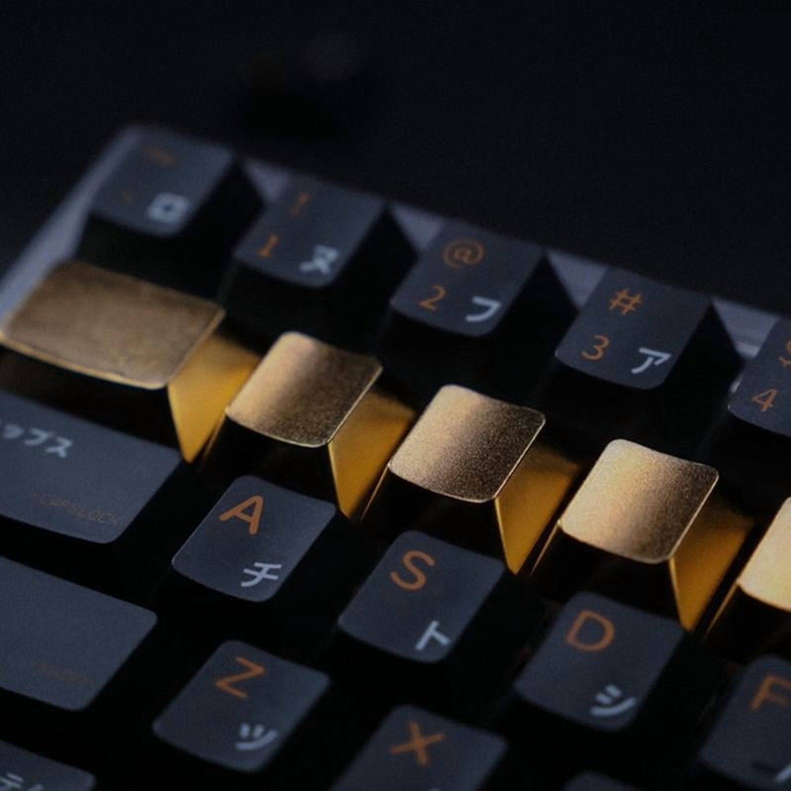 Zinc Alloy Metal Keycaps Set for Mechanical Keyboards, Ergonomic R3 Row Q Layout, 15Pcs Gaming Keycaps