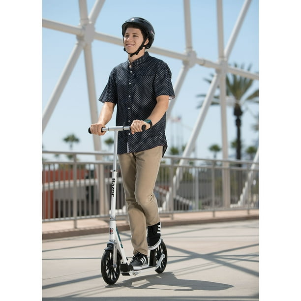 Razor A6 Folding Kick Scooter for Indoor Playground Use - Walmart